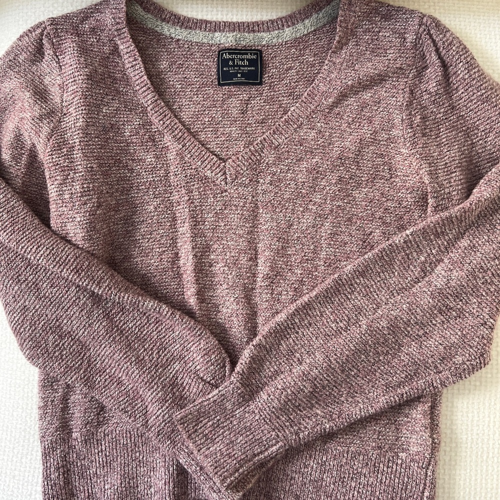 Abercrombie V-Neck Pink Sweater